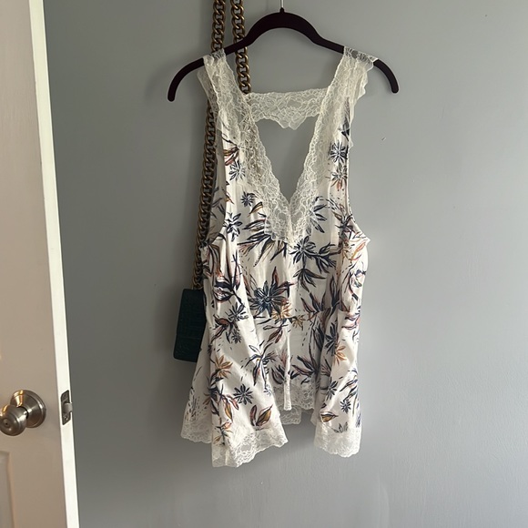 Free people, lace top - Picture 2 of 5
